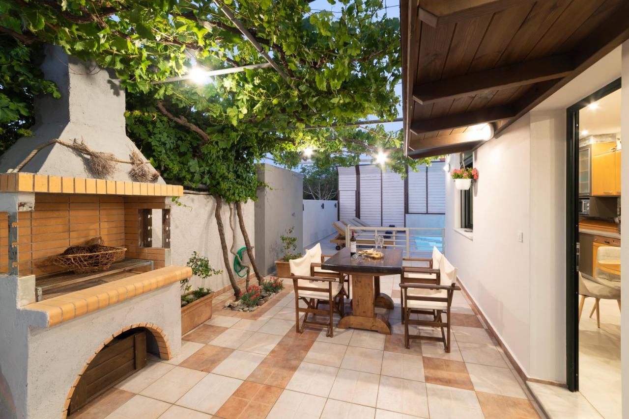Paradisos Luxury Villas Next To Beach Koutsouras Ngoại thất bức ảnh